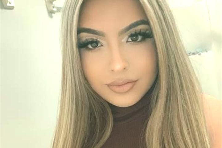 Stella, 24, a blonde amber-eyed latina companion based in Ambikapur Part-X. Offering Duos, GFE, Erotic Massage, Fetish, BDSM. Available for incall and outcal...