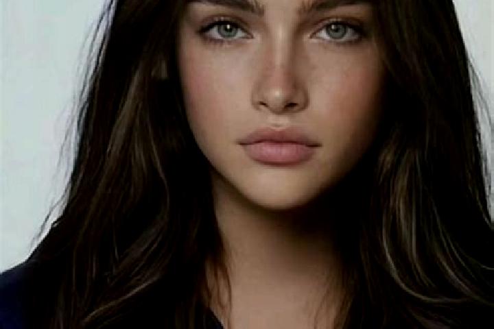 Stella, 24, a brunette amber-eyed caucasian companion based in Kumla. Offering Massage, CIM. Available for incall and outcall, day and evening dates.