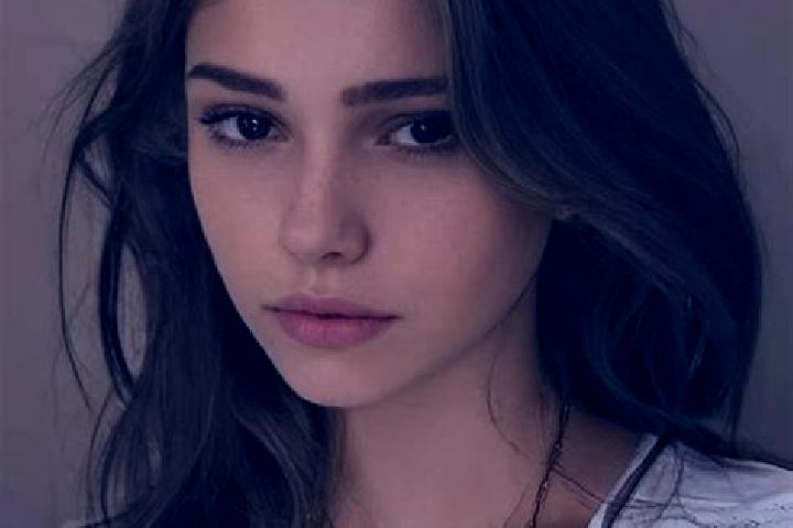 Stella, 24, a chestnut grey-eyed slavic companion based in Minamisatsuma. Offering Erotic Massage, Duos, GFE. Available for incall and outcall, day and eveni...