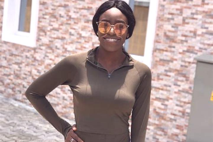 Stella, 24, a chestnut hazel-eyed middle eastern companion based in Lagos Island. Offering BDSM, OWO, Travel Companion, Roleplay. Available for incall and ou...