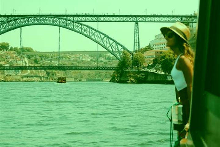 Stella, 24 — Escort in Barco, Portugal