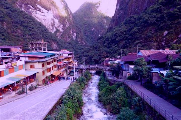 Stella, 24 — Escort in Checacupe, Peru