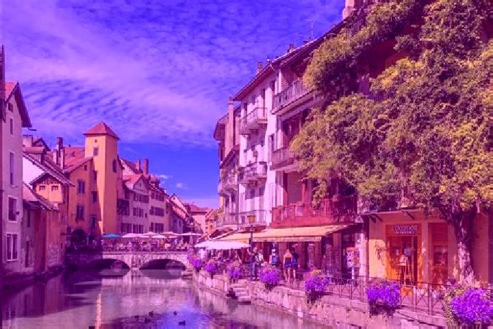 Stella, 24 — Escort in Dung, France