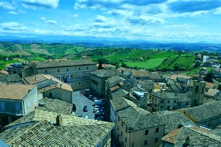 Stella, 24 — Escort in Monte San Giusto, Italy