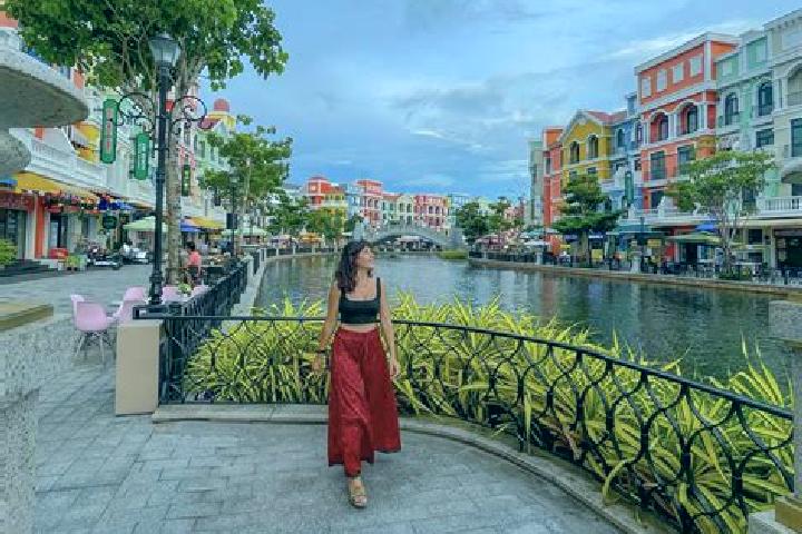 Stella, 24 — Escort in Phu Tho, Vietnam