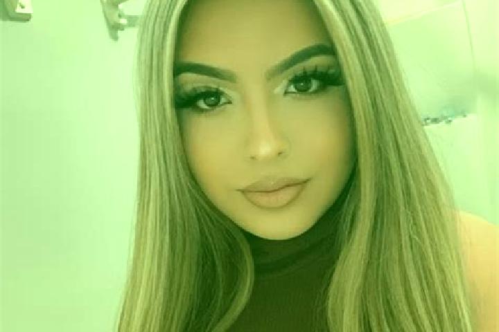 Stella, 25, a blonde dark-eyed latina companion based in Drebber. Offering Prostate Massage, Striptease, Roleplay, 69, BDSM. Available for incall and outcall...