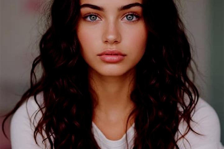 Stella, 25, a brunette green-eyed mediterranean companion based in Perya. Offering Massage, Duos, Prostate Massage, 69, Striptease. Available for incall and ...