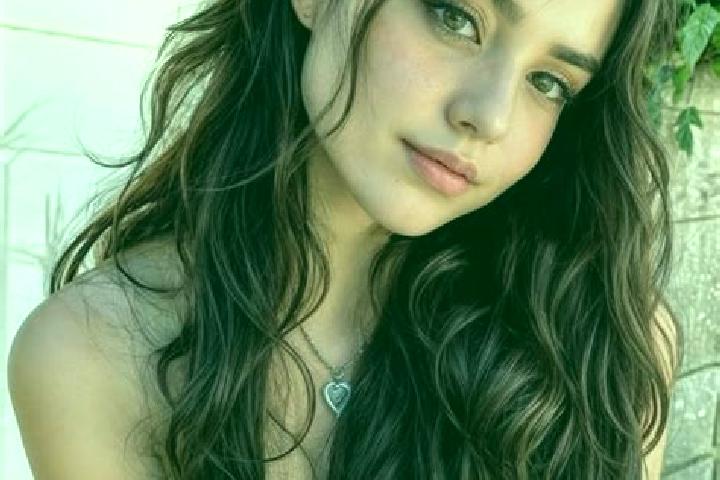 Stella, 25, a brunette hazel-eyed caribbean companion based in Fleury-en-Biere. Offering GFE, Dinner Date, OWO, Overnight, Couples. Available for incall and ...