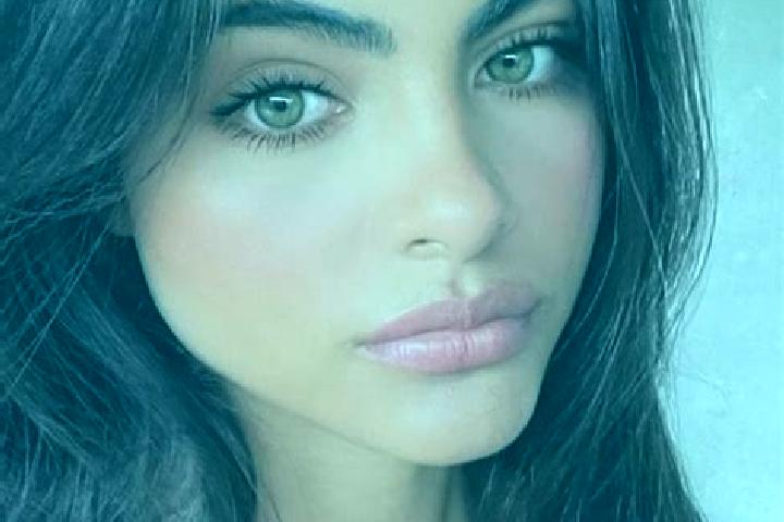Stella, 25, a brunette hazel-eyed caribbean companion based in Timan. Offering 69, Travel Companion, Prostate Massage, Fetish. Available for incall and outca...