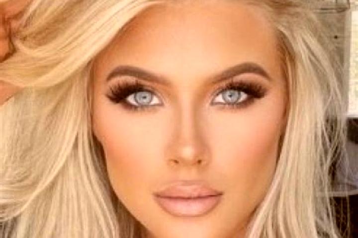 Stella, 25, a platinum blonde grey-eyed mixed companion based in Kampala. Offering Couples, Massage, Striptease. Available for incall and outcall, day and ev...