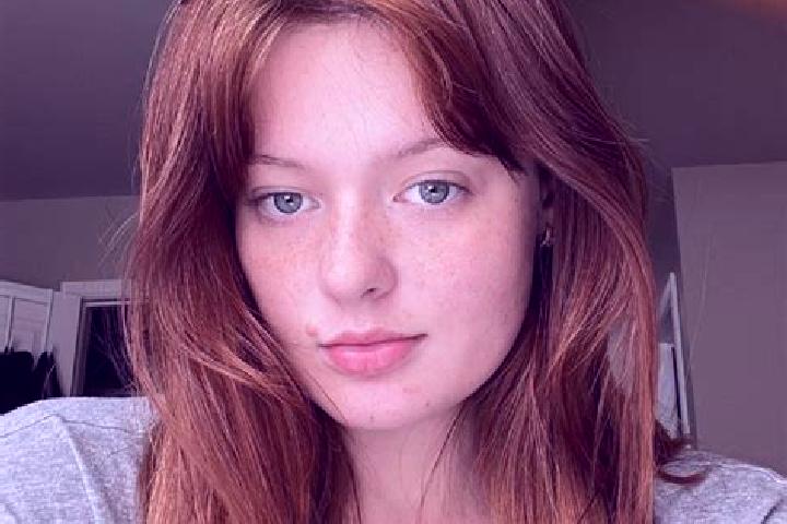 Stella, 25, a red grey-eyed indian companion based in Biesme-sous-Thuin. Offering A-Level, GFE, CIM. Available for incall and outcall, day and evening dates.