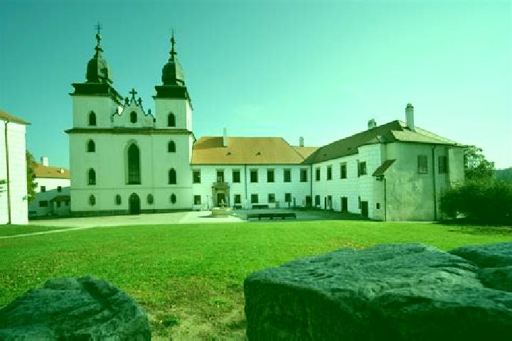 Stella, 25 — Escort in Chabarovice, Czech Republic