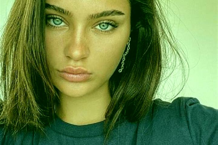 Stella, 26, a brunette blue-eyed slavic companion based in Bajadero. Offering Erotic Massage, Domination, 69. Available for incall and outcall, day and eveni...