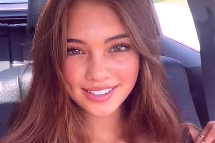 Stella, 26, a brunette grey-eyed middle eastern companion based in Scheemda. Offering Erotic Massage, Travel Companion. Available for incall and outcall, ove...