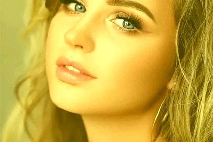 Stella, 26, a dark blonde blue-eyed slavic companion based in Prichsenstadt. Offering Overnight, A-Level, Party Girl. Available for incall and outcall, overn...