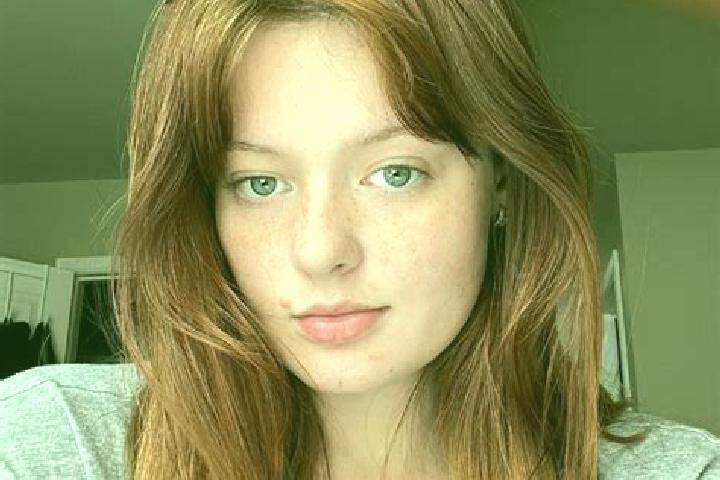 Stella, 26, a red brown-eyed caucasian companion based in Howwood. Offering 69, Erotic Massage, Dinner Date. Available for incall and outcall, day and evenin...