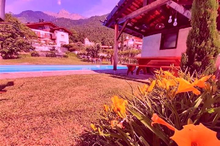 Stella, 26 — Escort in Lagundo, Italy