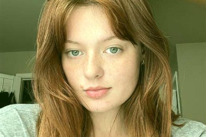 Stella, 27, a auburn amber-eyed caribbean companion based in Joda. Offering Tantra, GFE, Couples. Available for incall and outcall, day and evening dates.