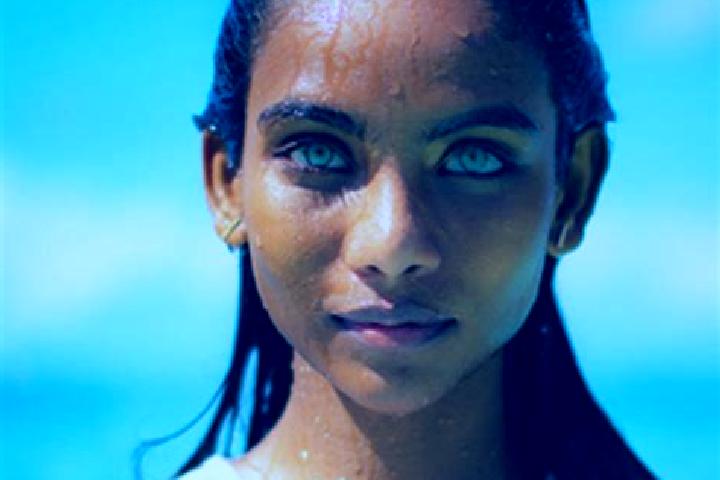 Stella, 27, a auburn blue-eyed indian companion based in Brajarajnagar. Offering Striptease, Massage, Duos. Available for incall and outcall, day and evening...