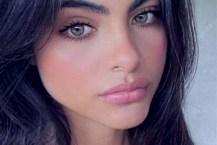 Stella, 27, a black hazel-eyed middle eastern companion based in Yanchep. Offering Tantra, Overnight, Girlfriend Experience, Prostate Massage. Available for ...
