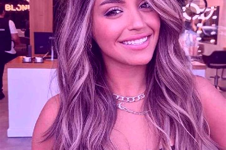 Stella, 27, a dark blonde brown-eyed indian companion based in Sao Mamede de Infesta. Offering OWO, Deep French Kissing, Dinner Date, Erotic Massage, A-Level...