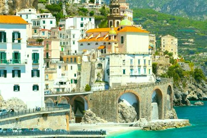 Stella, 27 — Escort in Busana, Italy