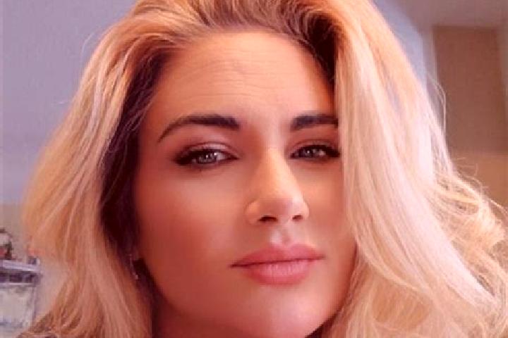 Stella, 27 — Escort in Carney, United States
