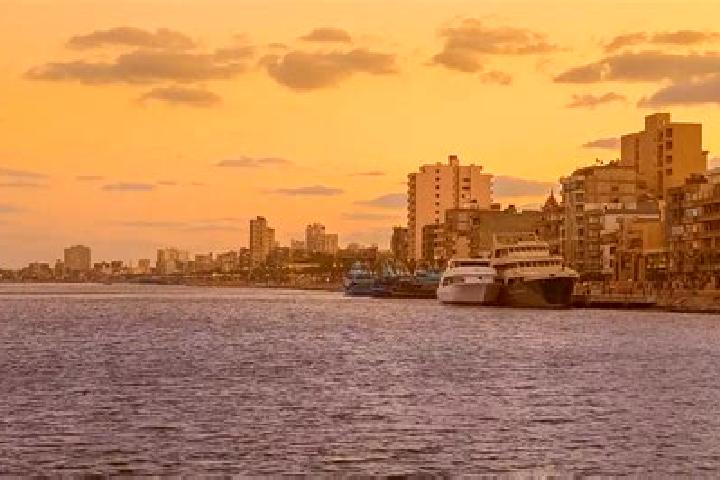 Stella, 27 — Escort in Shubrakhit, Egypt