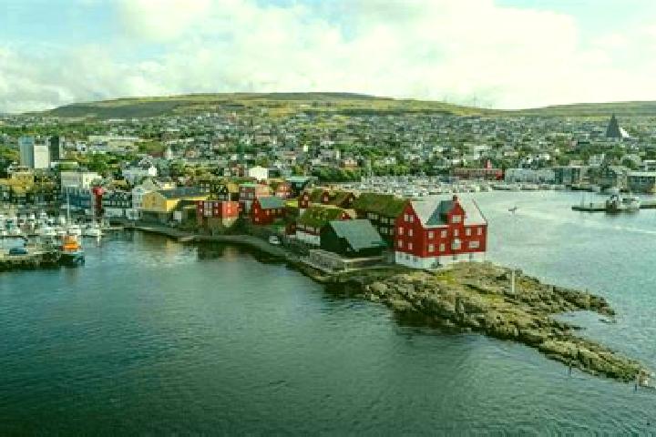 Stella, 27 — Escort in Torshavn, Faroe Islands
