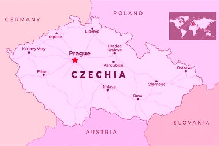 Stella, 27 — Escort in Unetice, Czech Republic