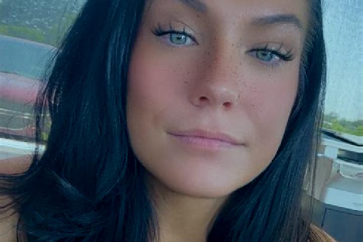 Stella, 28 — Escort in Lovingston, United States
