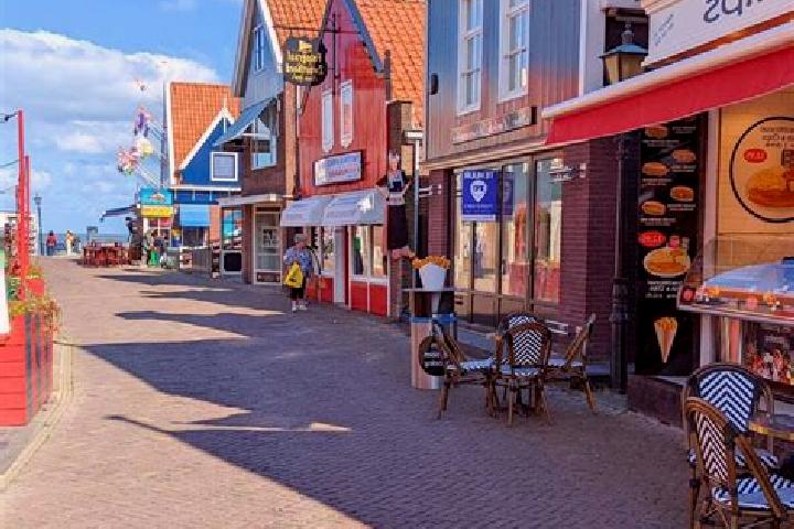 Stella, 28 — Escort in Volendam, Netherlands