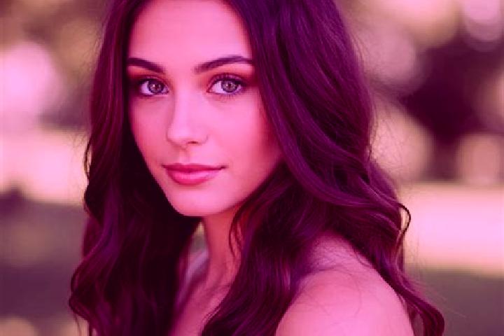 Stella, 29, a dark blonde hazel-eyed latina companion based in Guetersloh. Offering Duos, Dinner Date, Girlfriend Experience. Available for incall and outcal...