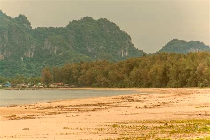 Stella, 29 — Escort in Chum Ta Bong, Thailand