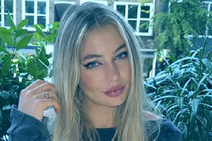 Stella, 29 — Escort in Gommern, Germany