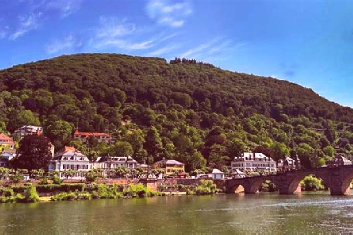 Stella, 29 — Escort in Heiligenberg, Germany