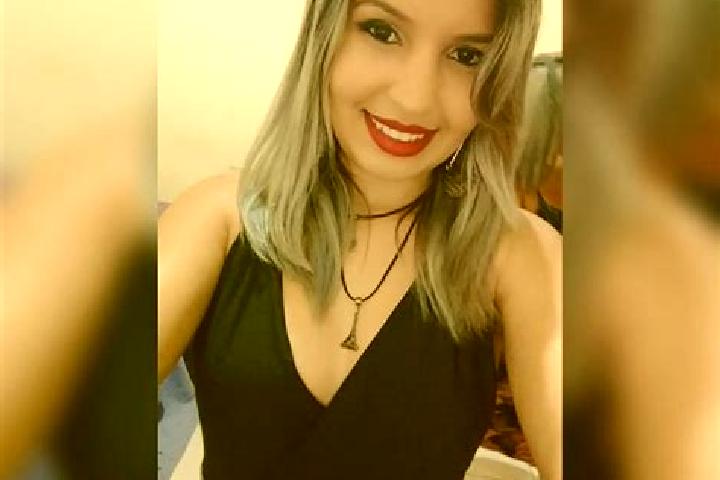 Stella, 29 — Escort in Simolandia, Brazil