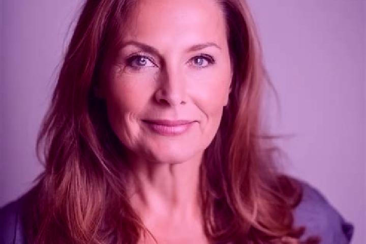 Stella, 30, a chestnut blue-eyed caucasian companion based in Eikenheuvel. Offering 69, Duos, Roleplay. Available for incall and outcall, overnight bookings ...