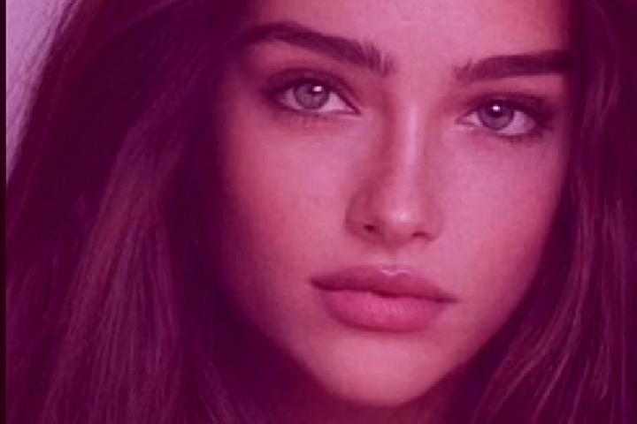 Stella, 30, a chestnut hazel-eyed caucasian companion based in Chiteje de la Cruz. Offering Roleplay, Party Girl, Travel Companion. Available for incall and ...