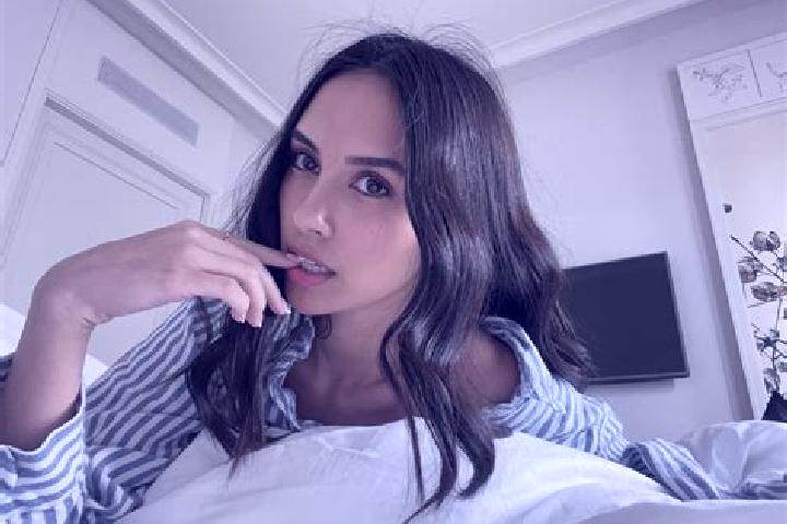 Stella, 30, a red grey-eyed ebony companion based in Sagnino. Offering Domination, Party Girl, Girlfriend Experience. Available for incall and outcall, overn...