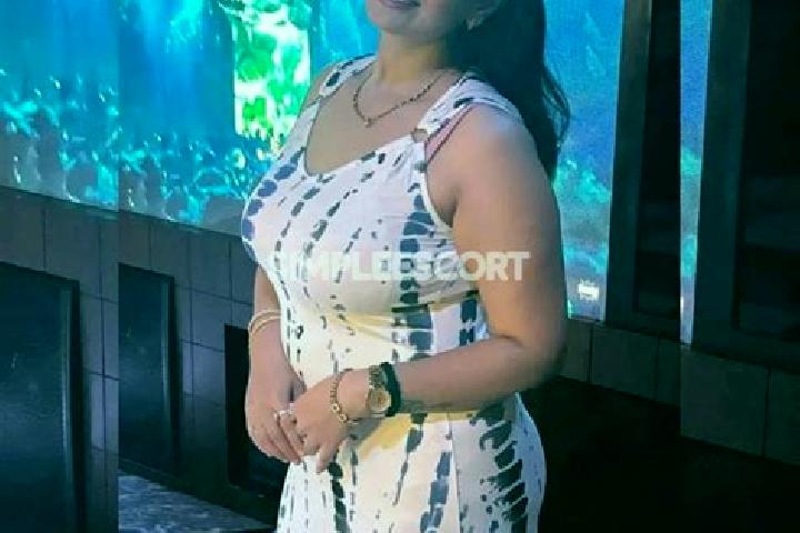 Stella, 30 — Escort in Airoli, India