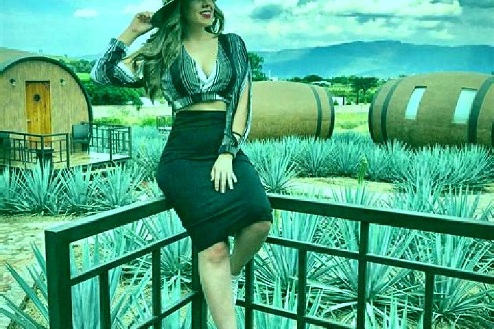Stella, 30 — Escort in Arroyo de Lajas, Mexico