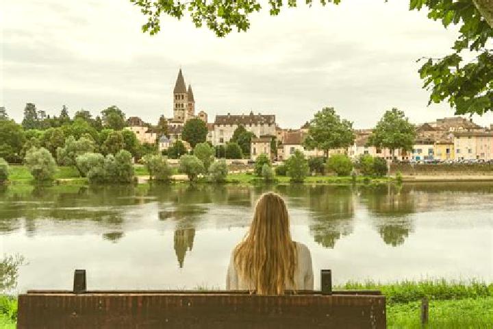 Stella, 30 — Escort in Chvalsiny, Czech Republic