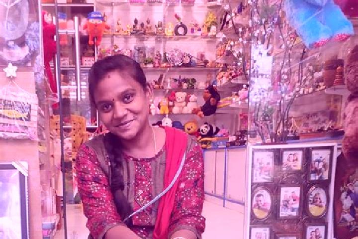 Stella, 30 — Escort in Kattur, India