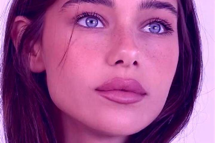 Stella, 31, a brunette brown-eyed caucasian companion based in Marina Bay. Offering GFE, Striptease, Travel Companion. Available for incall and outcall, over...