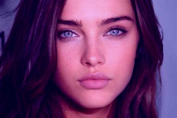 Stella, 31, a brunette grey-eyed caucasian companion based in Palazzolo sull Oglio. Offering Deep French Kissing, Roleplay, GFE, CIM. Available for incall an...