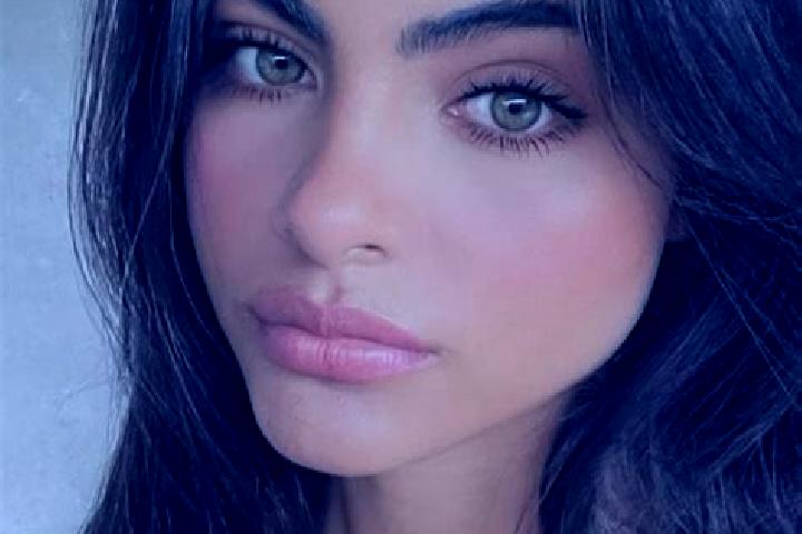 Stella, 31, a brunette hazel-eyed slavic companion based in Riseley. Offering 69, Roleplay, CIM, Couples. Available for incall and outcall, day and evening d...