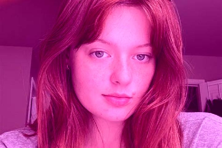 Stella, 31, a chestnut blue-eyed caucasian companion based in Roches-les-Blamont. Offering OWO, Couples, 69, Party Girl. Available for incall and outcall, da...