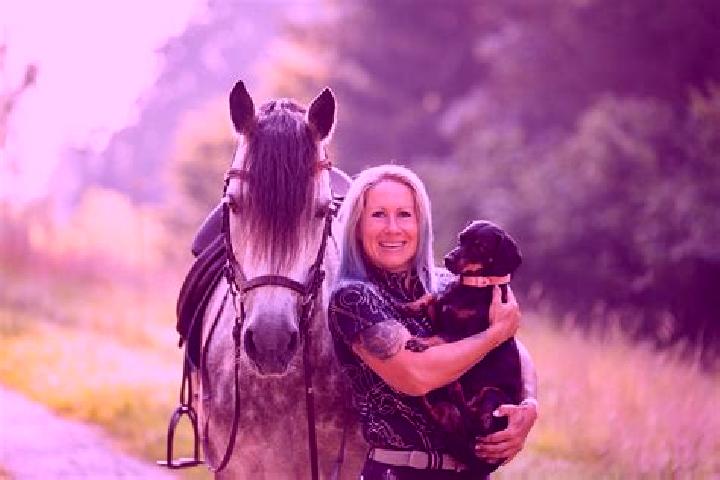Stella, 31 — Escort in Postfeld, Germany