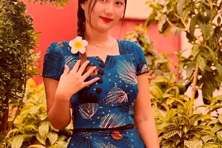 Stella, 32, a auburn hazel-eyed caucasian companion based in Niwas. Offering Domination, Travel Companion, GFE, Roleplay. Available for incall and outcall, o...